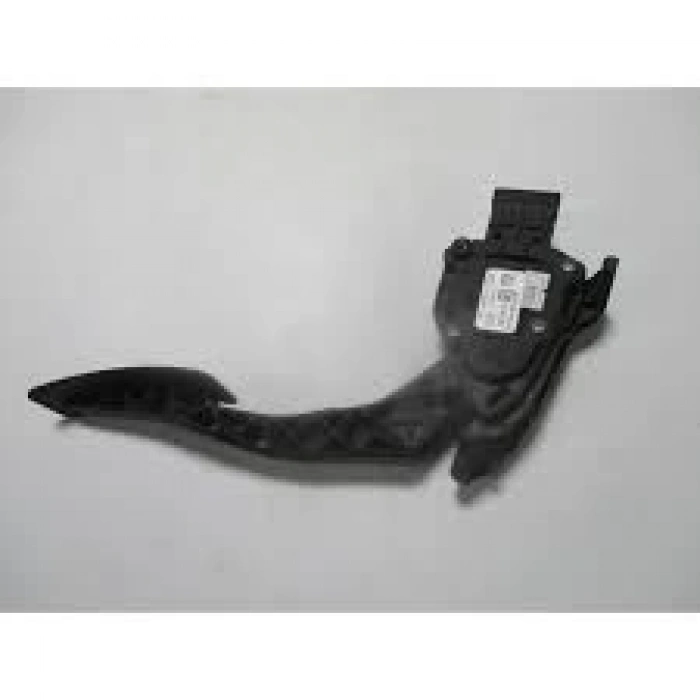 Gaz Pedalı Astra J / Cascada / Cruze A14Xer-B14Xer-A14Net-B14Net-A16Xer-B16Dth (Oem No: 13252704)