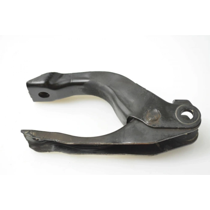 Motor Takoz Braketi Arka Opel Astra K B16Dth 16- (Oem No: 13364120)