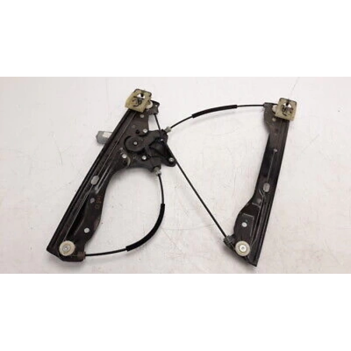 Ön Kapı Cam Krıkosu : Sol Motorlu Opel Astra K Bm 16- (Oem No: 13406673)