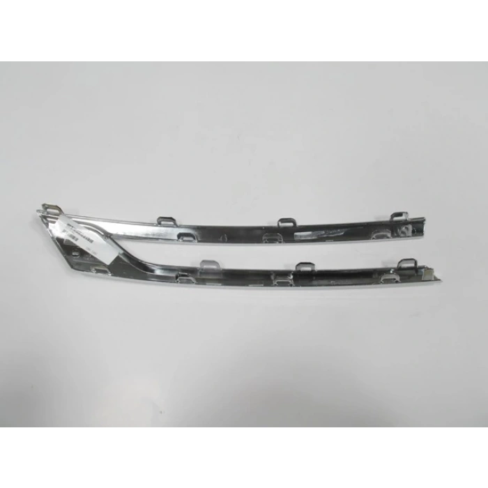 Opel Astra K Hatchback 2016-2019 Ön Panjur Nikelajı Sol (Oem No: 13423641)