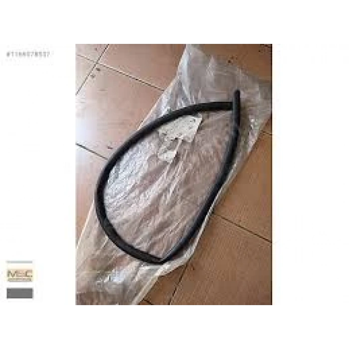 Marşpiyel  Fıtılı : Sağ Opel Insıgnıa B Bm 18- (Oem No: 13463939)