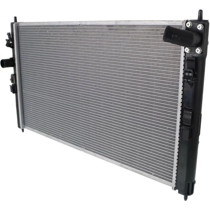 Su Radyatörü 700X408X16 Japon Asx (Ga) : Lancer (Cy) 1.6 14-17 1.6 13-19 (Oem No: 1350A761)