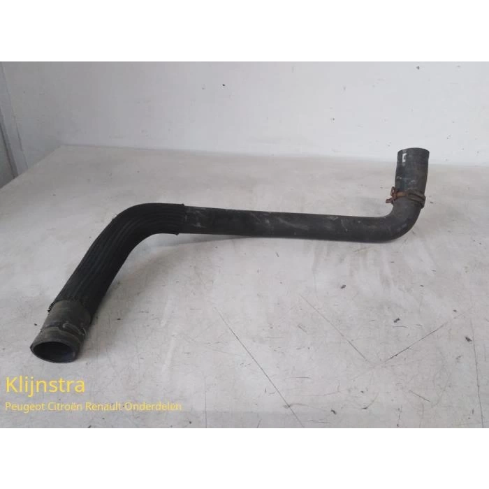 Radyatör Alt Hortumu 301 / C Elysee Dv6F   1.6 Hdi (Oem No: 1351Vv)