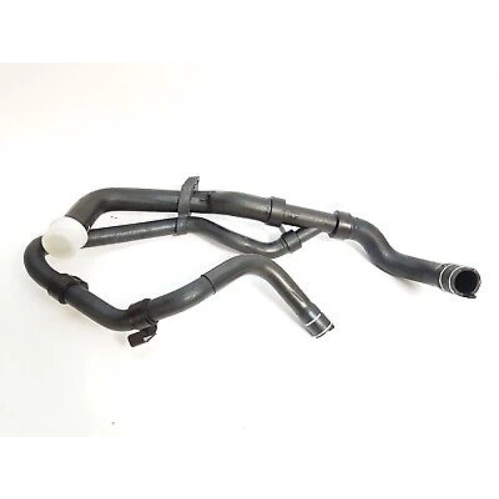 Hortum Radyatör Alt (Segmanlı) Partner / Berlıngo / Dw8 / Dw8B 00-03 (Oem No: 1351Z1)