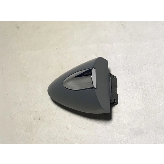 Ön/Arka Kapı Dış Açma Kolu : Sağ Astarlı Krom Serıtlı Opel Insıgnıa B Bm 18- (Oem No: 13597113)