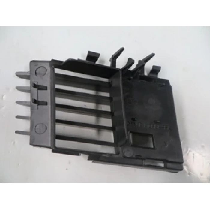 Opel Vectra 2003-2005 Sis Lambası Yan Kapağı Sol (Sisli Tip) (Tw) (Adet) (Oem No:1400265)