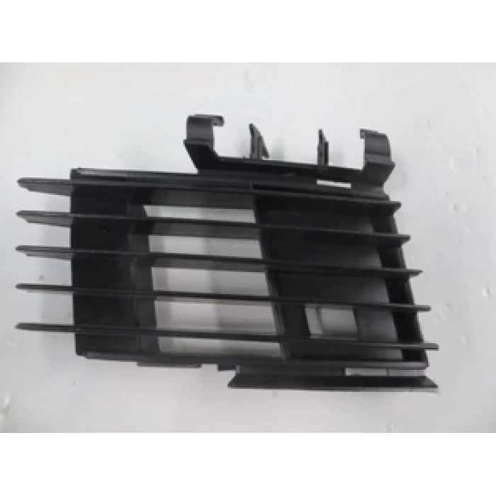 Opel Vectra 2003-2005 Sis Lambası Yan Kapağı Sağ (Sisli Tip) (Tw) (Adet) (Oem No:1400266)