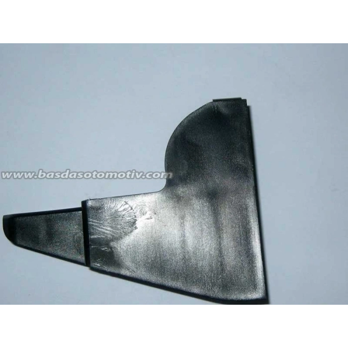 Mitsubishi L200 2007-2009 Tampon Braketi Ön Far Sağ (Oem No: 1405Btm2099090)