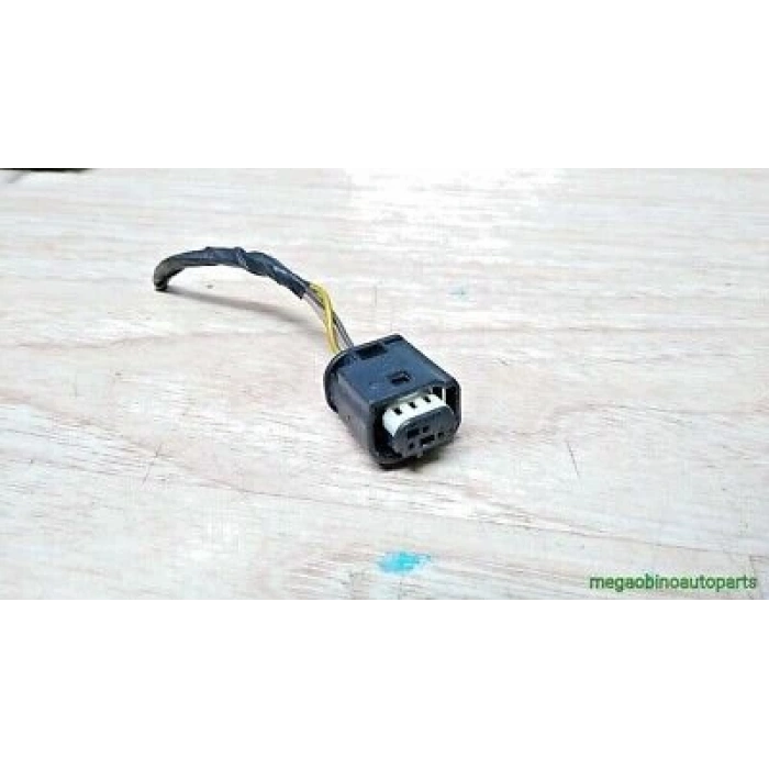 Far Fıskıye Kapagı Sağ Opel Astra J Bm 13- (Oem No: 1452050)