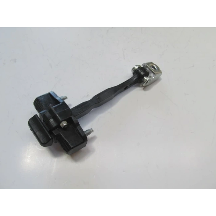 Ford B Max- 12/16; Ön Kapı Durdurucusu Sağ/Sol Aynı (Adet) (Kapı Gergisi) (Oem No: 1514936)