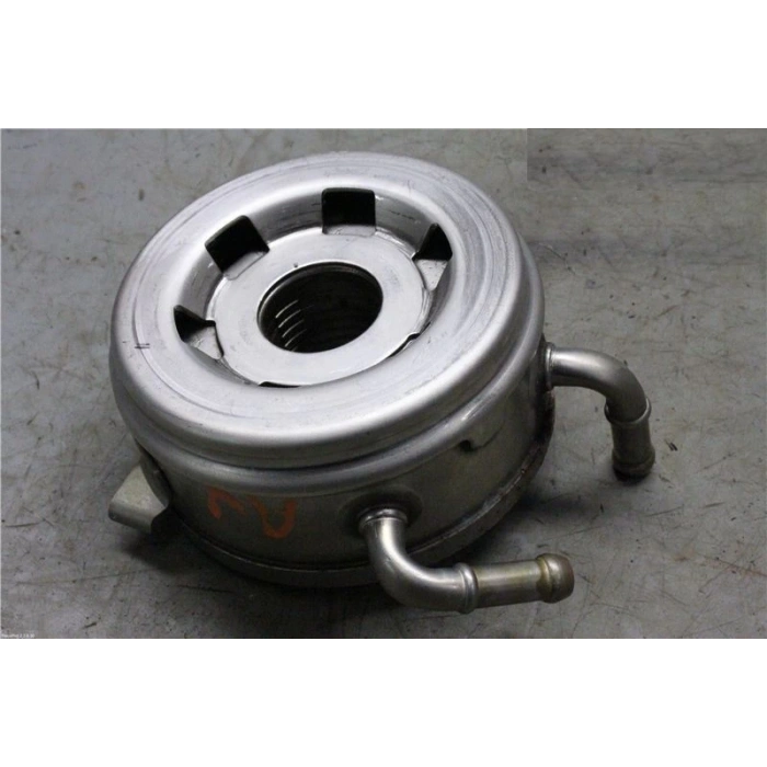 Yağ Soğutucu Corolla 07-13 / Aurıs 07-13 / Yarıs 07-13 D4D Yuvarlak (Oem No: 15710-33030)