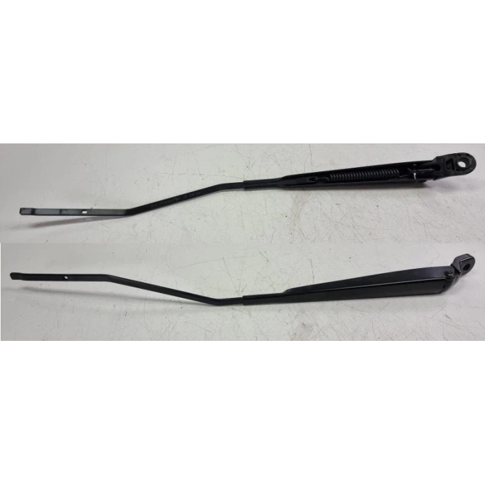 Sol Cam Silecek Kolu Psa 301 B.M 13- (Oem No: 1609068680)