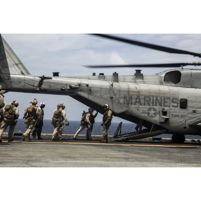 Ön Kelebek Camı : Sol Sabıt Çerçevelı Opel Corsa D Bm 07- (Oem No: 161179)