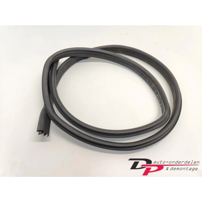 Kapı Fıtılı Arka Fıesta 08Den İtibaren;11 (Oem No: 1674240)