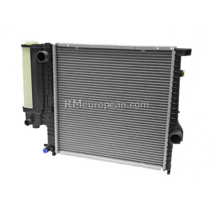Su Radyatörü Bmw E30-E36- Z3 M40-M42-M43-M44-M50-M52 91-99 (Oem No: 17111728907)