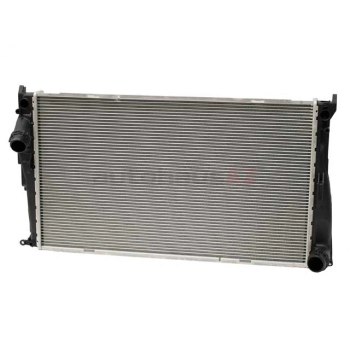 Su Radyatörü Bmw E82-E88-E90-E91-E92-E93 N54-N55 08-11 (Oem No: 17117547059)