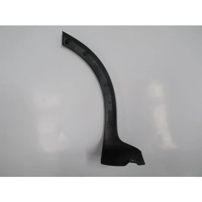 Opel Corsa- C- 04/06; Arka Çamurluk Ağzı Plastiği Sol Siyah (5 Kapı) (Oem No: 172900)