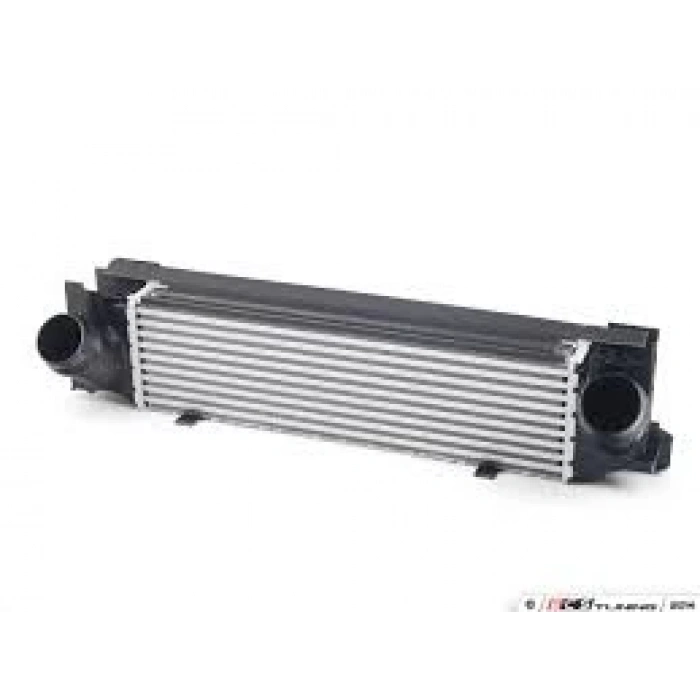 Turbo Radyatörü Bmw F20-F20 Lcı-F21-F21 Lcı-F22-F23-F30-F31-F87M2-F34 Gt-4F32-F33-F36 Gran Coupe N55 10-18 (Oem No: 17517600531)