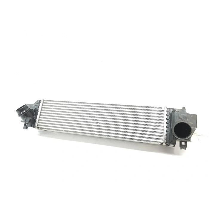 Turbo Radyatörü Bmw F40-F45-F46-X1 F48-X2 F39 Mını F54-F55-F56-F57-F60 B37-B42-B46-B47-B48 14- (Oem No: 17517617598)