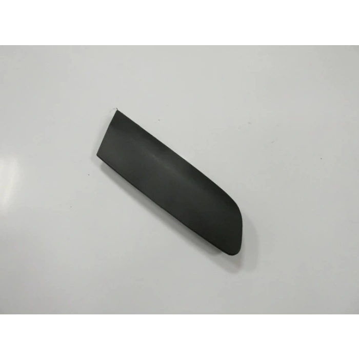 Volkswagen Golf- 5- 05/09; Ön Tampon Bandı Sağ Siyah (Gtı) (Tw) (Oem No: 1K0807718Egru)