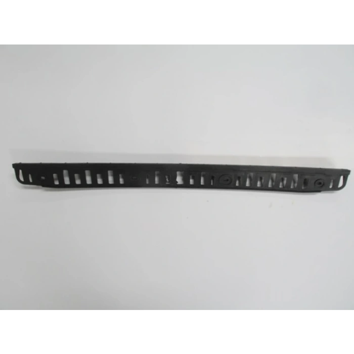 Volkswagen Jetta- 5- 06/10; Arka Tampon Braketi Orta Siyah (Tw) (Oem No: 1K5807863B)