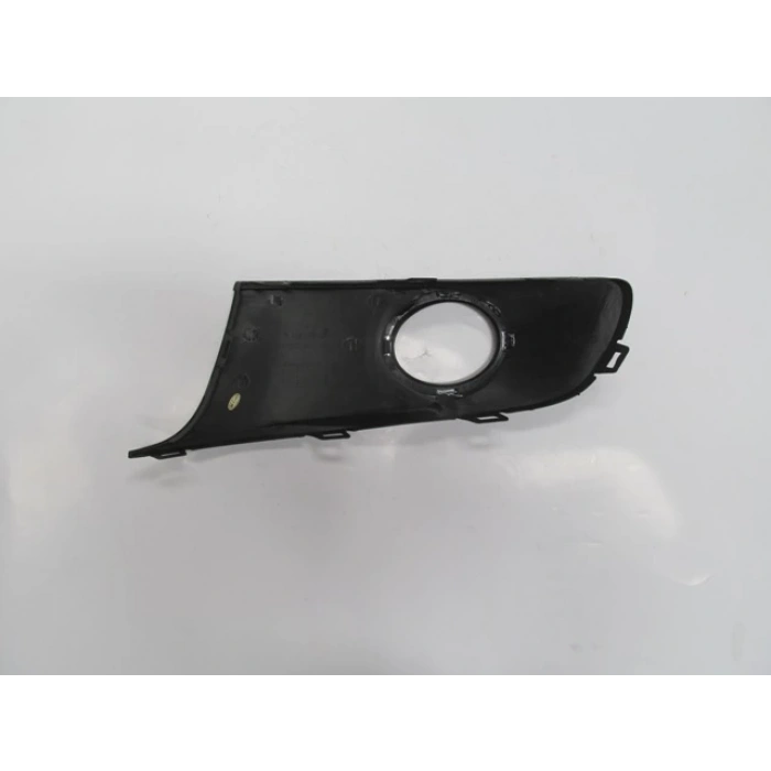 Volkswagen Caddy- 11/15; Sis Lamba Kapağı Sağ Sis Delikli (Nikelaj Çıtalı) (Tw) (Oem No: 1T0853666T9B9)