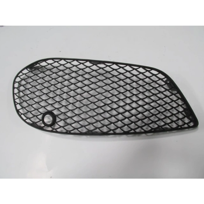 Mercedes C Class- W205- 14/17; Sis Lamba Kapağı Sol Sis Deliksiz (Amg)(Tw) (Oem No: 2058852523)