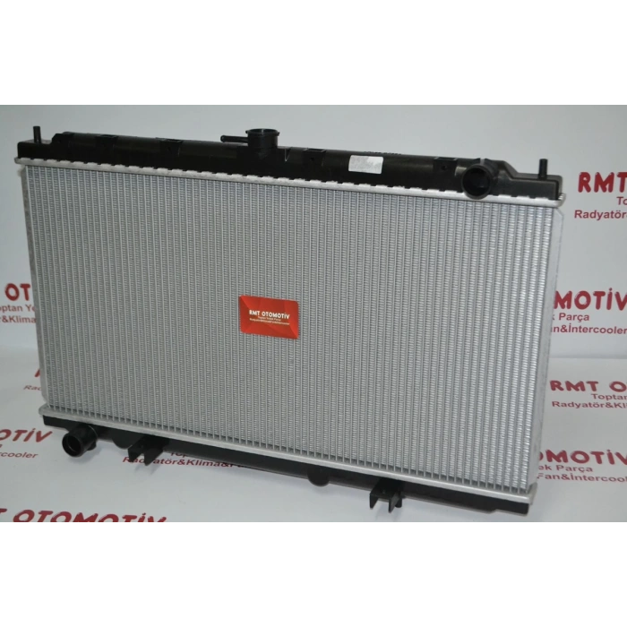 Su Radyatörü Mt : 360X698X16 Japon Prımera (P11) 1.6:2.0 96-01 (Oem No: 21410-2F000)