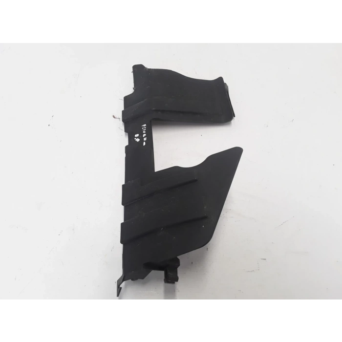 Radyatör Davlumbaz Fluence 11-13 Sağ (Oem No: 214940047R)