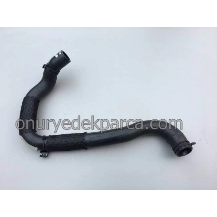 Radyatör Hortumu Üst Renault Dokker/Captur/Clıo Iv/Lodgy 1.2 Tce 12 - Den İtibaren; (Oem No: 215013877R)