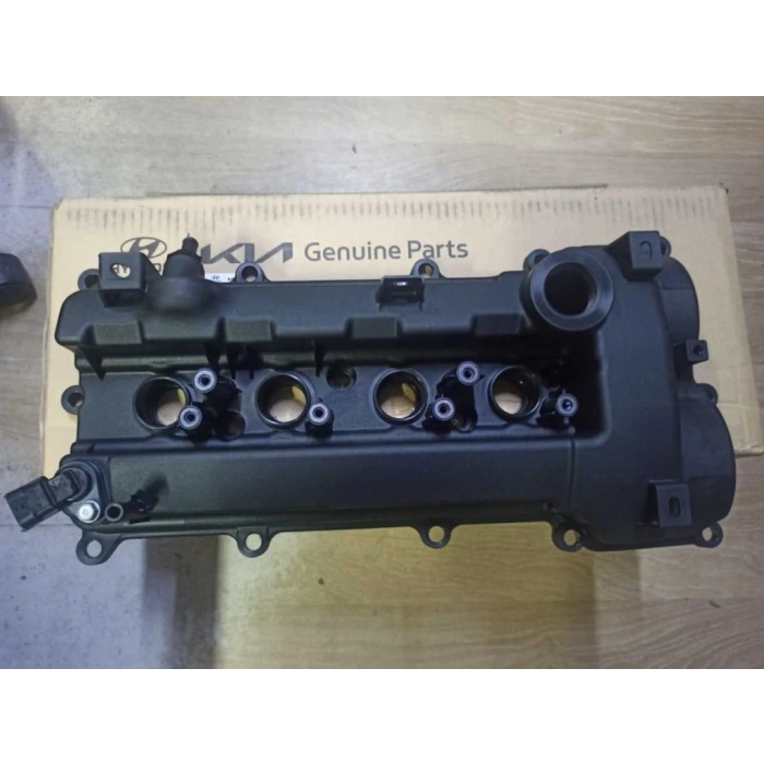 Külbütör Kapağı Rıo 1.4Cc 17-19 Benz. (Oem No: 22410-03140)