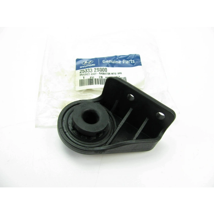 Radyatör Üst Baglantı Takozu Üst Kore Ix35/Tucson/Sportage Benzın-Dızel 2010- (Oem No: 253332S000)