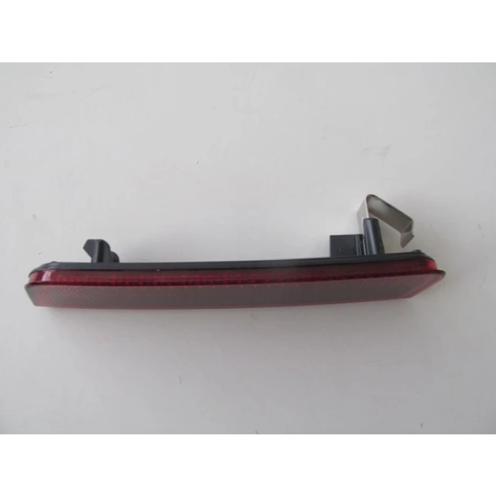 Dacıa Logan- Mcv- 14/20; Arka Tampon Reflektörü Sağ Kırmızı (Oem No: 265604000R)