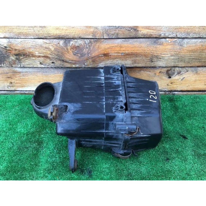 Hava Fıltre Kapagı : Alt Kore I20 1,4 Dızel 2008-2012 (Oem No: 281121J100)