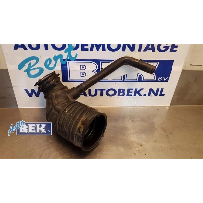 Hava Fılıtre Hortumu Gırıs Kore I20 Benzın-Dızel 2015-2018 (Oem No: 28140C8300)