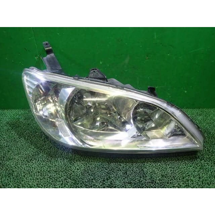 Far Cıvıc 03-05 Sedan Manuel Sağ (Oem No: 33101-S5A-901)