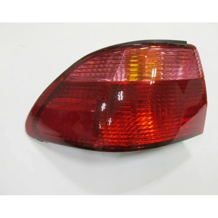 Honda Accord- 99/00; Dış Stop Lambası Sol Kırmızı (Duysuz) (Famella) (Oem No: 33510-S84-G02)