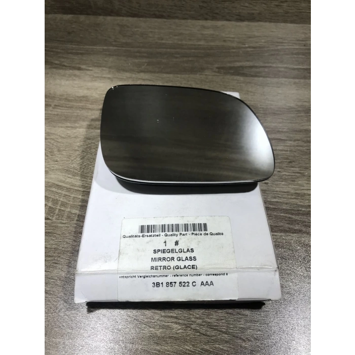 Skoda Octavıa Fabıa Elektrikli Ayna Camı 97/04 Küçük Tip Sağ 3B1857522C (Oem No: 3B1857522C)