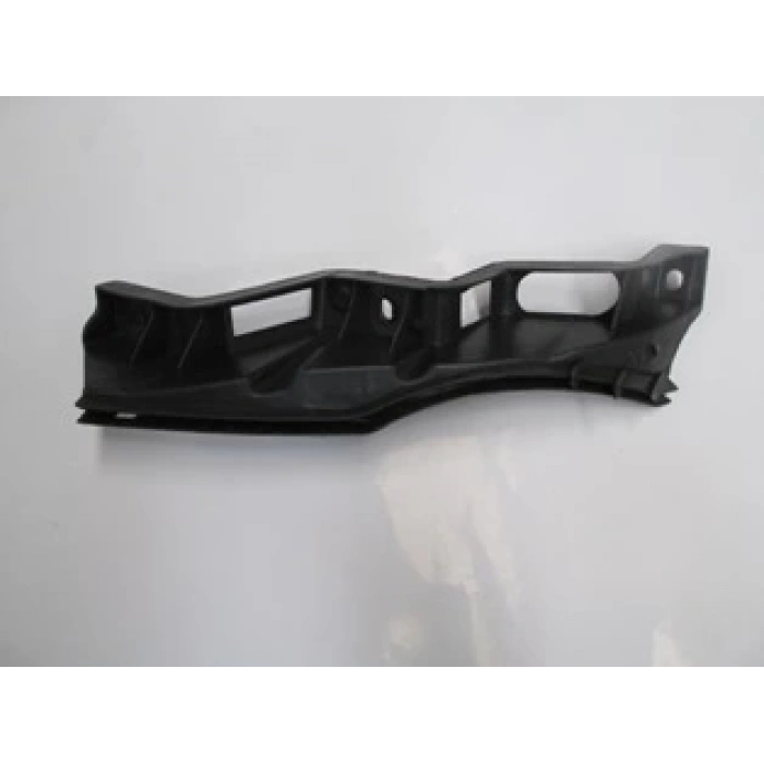 Volkswagen Passat- B6- 05/10; Ön Tampon Braketi Orta Sağ Plastik (Tw) (Oem No: 3C0807890A)