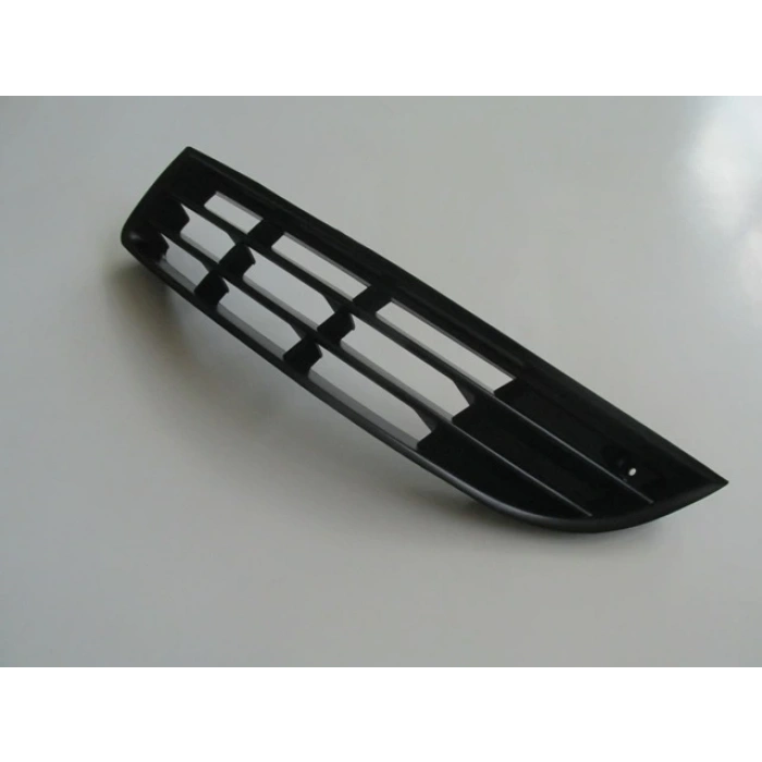 Volkswagen Passat- B6- 05/10; Sis Lamba Kapağı Sol Siyah Sis Deliksiz (Tüv)(Tyg) (Oem No: 3C0853665-9B9)