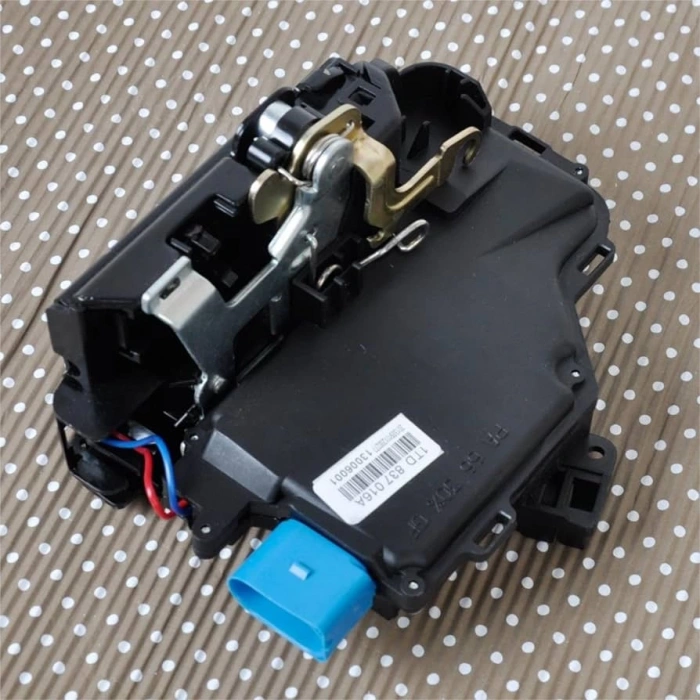 Kilit Kapı Caddy / Golf5 / Jetta / Touareg / Toledo / Altea / Octavia 04-10 Ön Sağ (Oem No: 3D1837016Ac)