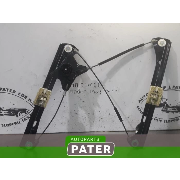 Cam Krıkosu Ön Sol Motorsuz Vw Passat Bm 13- (Oem No: 3G0837461C)