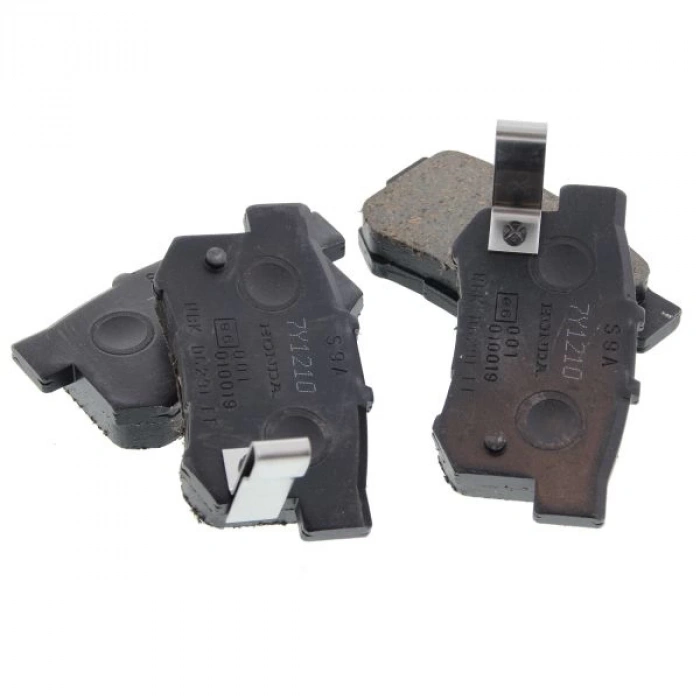 Fren Balatası Arka . Japon Crv (Rd) : Cıvıc (Es) 03-05 : Cıvıc (Ep, Eu) Hb 01-05 : Cıvıc (Fd, Fb) 06-16 : Accord (Ce) Euro 96-97 : Accord (Ch) 98-02 : S2000 (Ap) 00-07 : Prelude (Bb) 92-01 : Swıft (Ez) 1.6 06-10 2.0 02-06 (Oem No: 43022-S9A-E52)