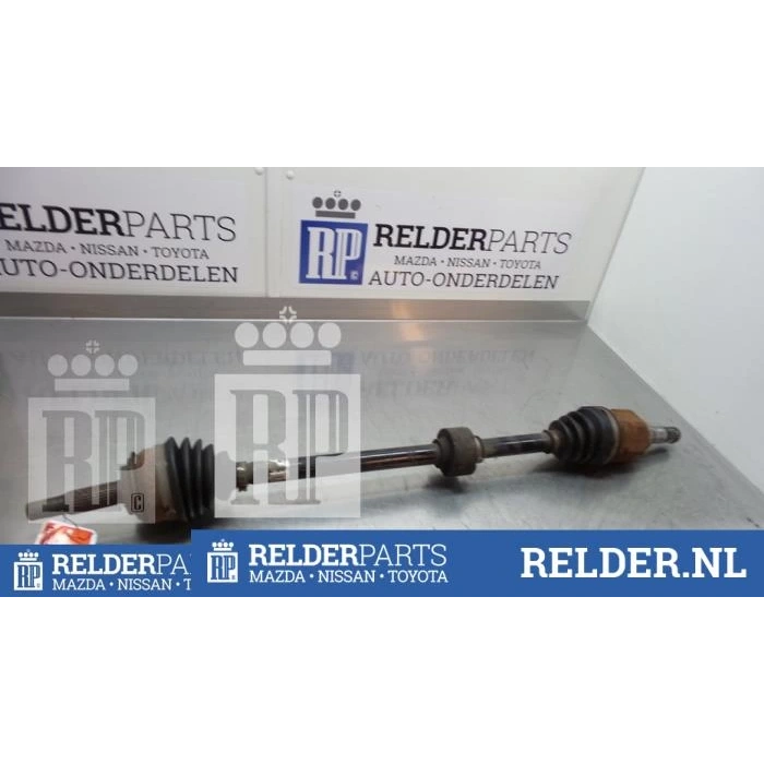 Aks Komple Ön Sağ . Japon Yarıs (P9) 1.4 D4D 06-11 (Oem No: 43410-0D180)