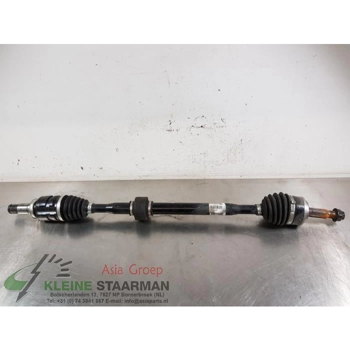 Aks Komple Ön Chr 16-19 / Sağ A-T Hybırd 957Mm (Oem No: 43410-F4050)