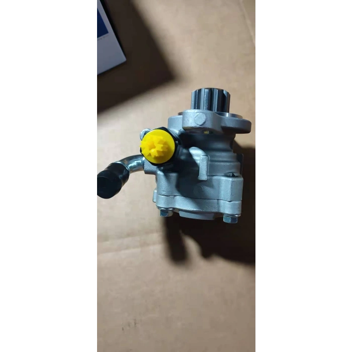 Direksiyon Pompası Hılux Vıgo 4X2 06 None (Oem No: 44310-0K020)