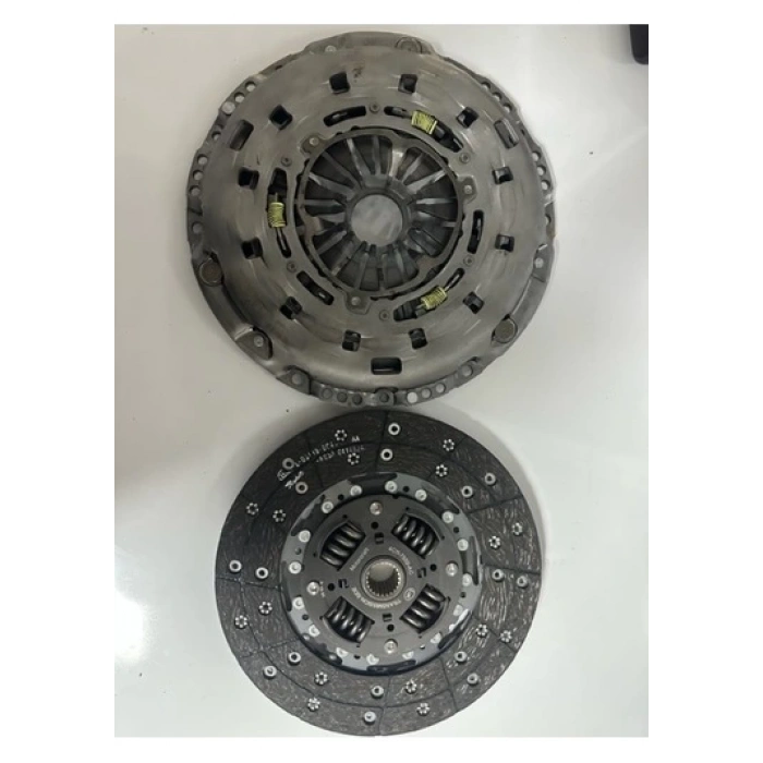 Debrıyaj Setı 140Ps Arkadan Çeker((Cıft Kutle Volan) Ford Transıt V-347 2.4 Tdcı /140Ps 06- (Oem No: 4C11 7540 Ag)