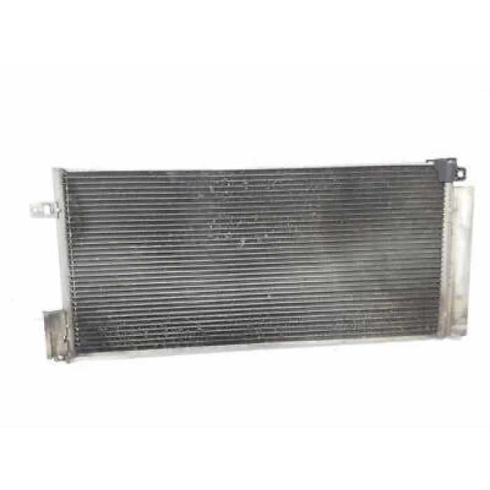 Radyatör Klima Grande Punto 05-12 1.3Jtd 75Hp / G.Punto 1.3Jtd-1.4 / Bravo Iı 06Sonrası / Corsa D 06-14 / Guılıetta 10Sonrası 1.6Jtdm-2.0Jtdm / Mıto 08Sonrası 1.3Jtdm / M-T (Oem No: 50526515)