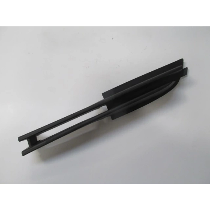 Bmw 3 Serisi Sedan 2002-2005 Sis Lamba Kapağı Sağ Siyah (Tw) (Adet) (Oem No:51117032614)