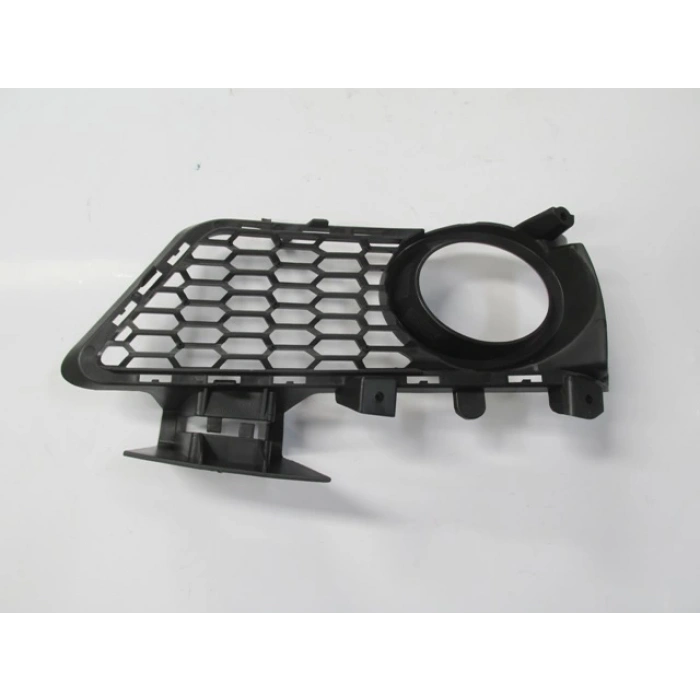 Bmw 3 Serisi 2012-2014 Sis Lamba Kapağı Sağ Delikli (M Paket) (Tw) (Oem No: 51118054156)